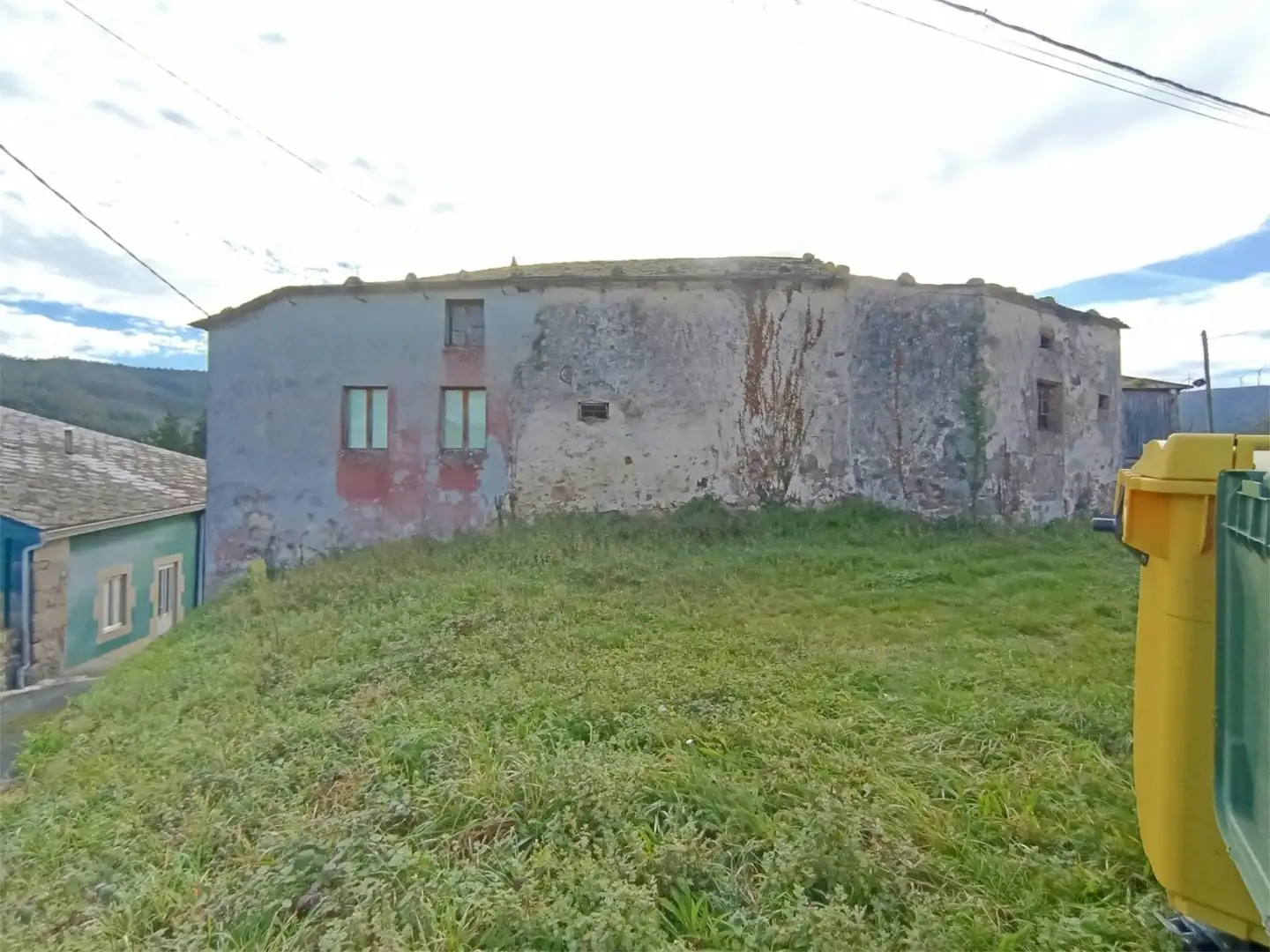 Casa o xalet en venda a Lugar Cotelo, 1, Ourol Casa o xalet en venda en Ourol amb Jardí privat