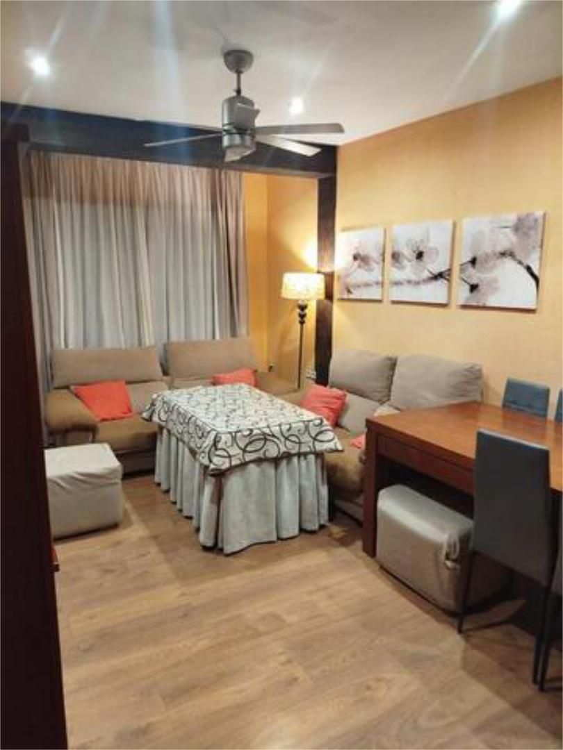 Piso en venta en Navaconcejo Sala de estar de Piso en venta en Navaconcejo con Calefacción, Terraza y Trastero