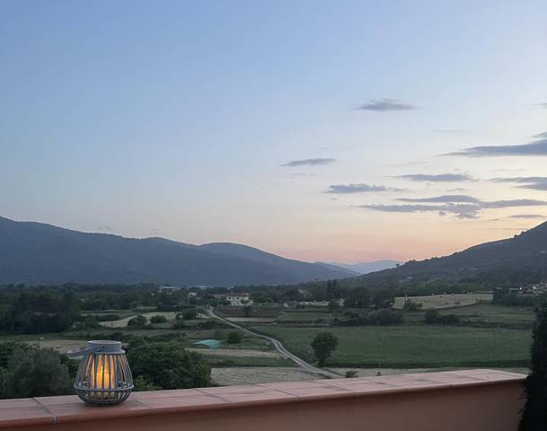 Casa adosada en Venta en Carrer d'Olot, 8 en Montagut i Oix