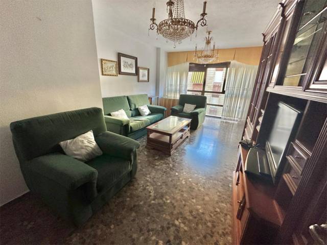 Piso en Venta en Calle Virrey Morcillo, 4 en Feria