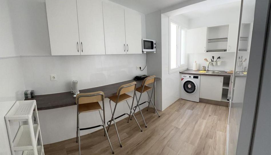 Flat for sale in Calle de las Delicias, 45, Barrio de Delicias, Zaragoza - image 1 Photo 1 of Flat for sale in Calle de las Delicias, 45, Barrio de Delicias, Zaragoza