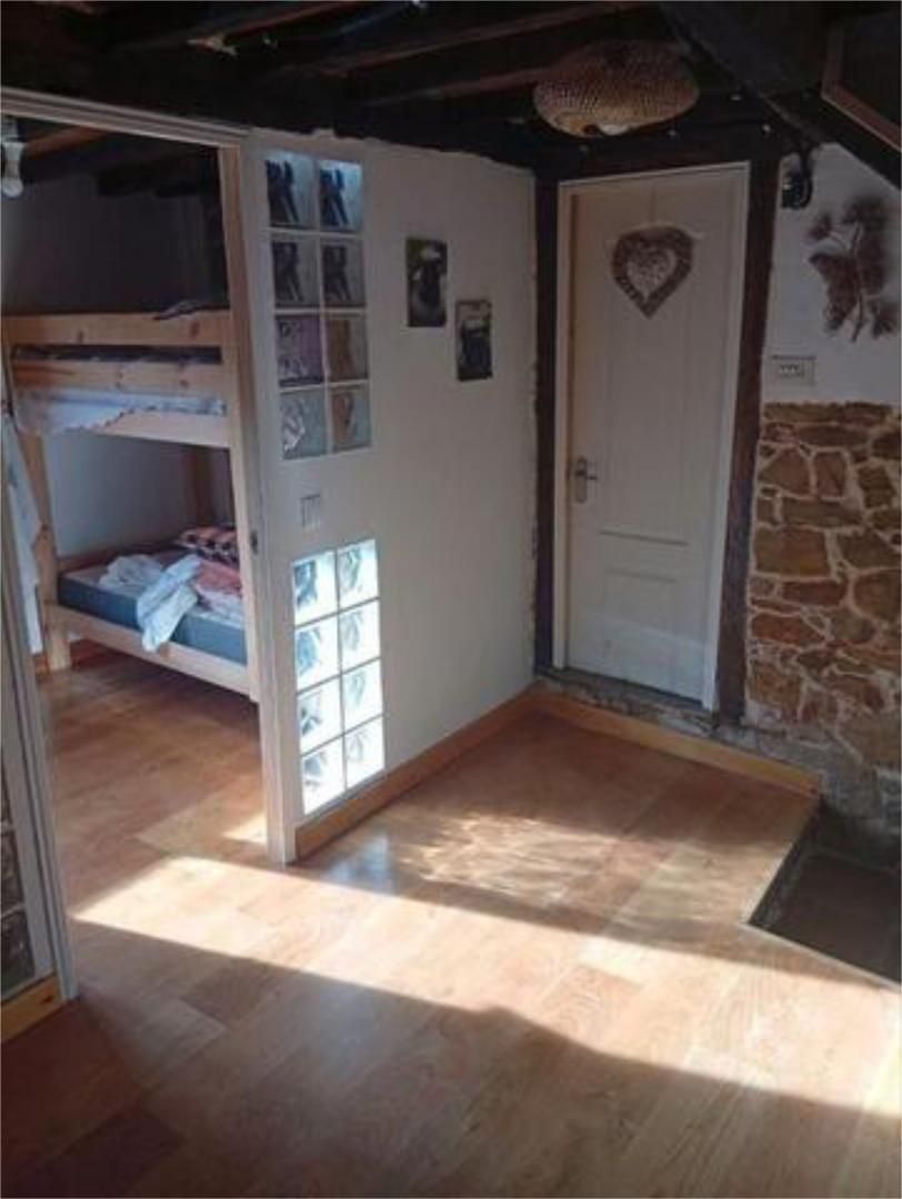 Casa adosada en venda a Bimenes Casa adosada en venda en Bimenes amb Jardí privat i Moblat