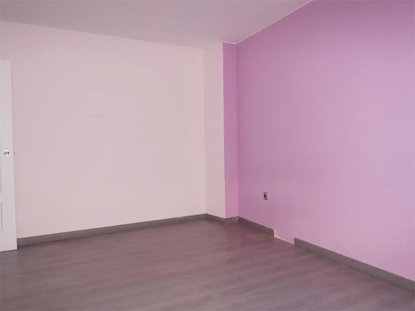 Flat for sale in Avinguda del Segre, 11, Rambla Ferran Bedroom of Flat for sale in Lleida Capital with Air Conditioner, Terrace and Swimming Pool