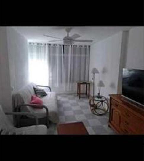 Flat to rent in Las Redes, Cádiz - image 1 Photo 1 of Flat to rent in Las Redes, Cádiz