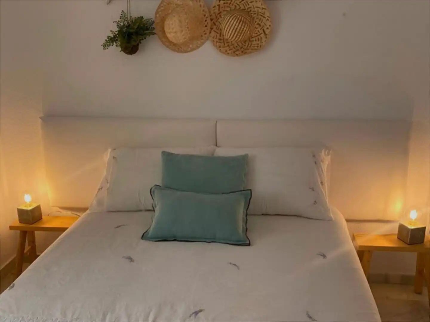 Ático de alquiler en Calle Bulto, 57, La Carihuela - Los Nidos Habitación de Ático de alquiler en Torremolinos con Aire acondicionado, Calefacción y Terraza