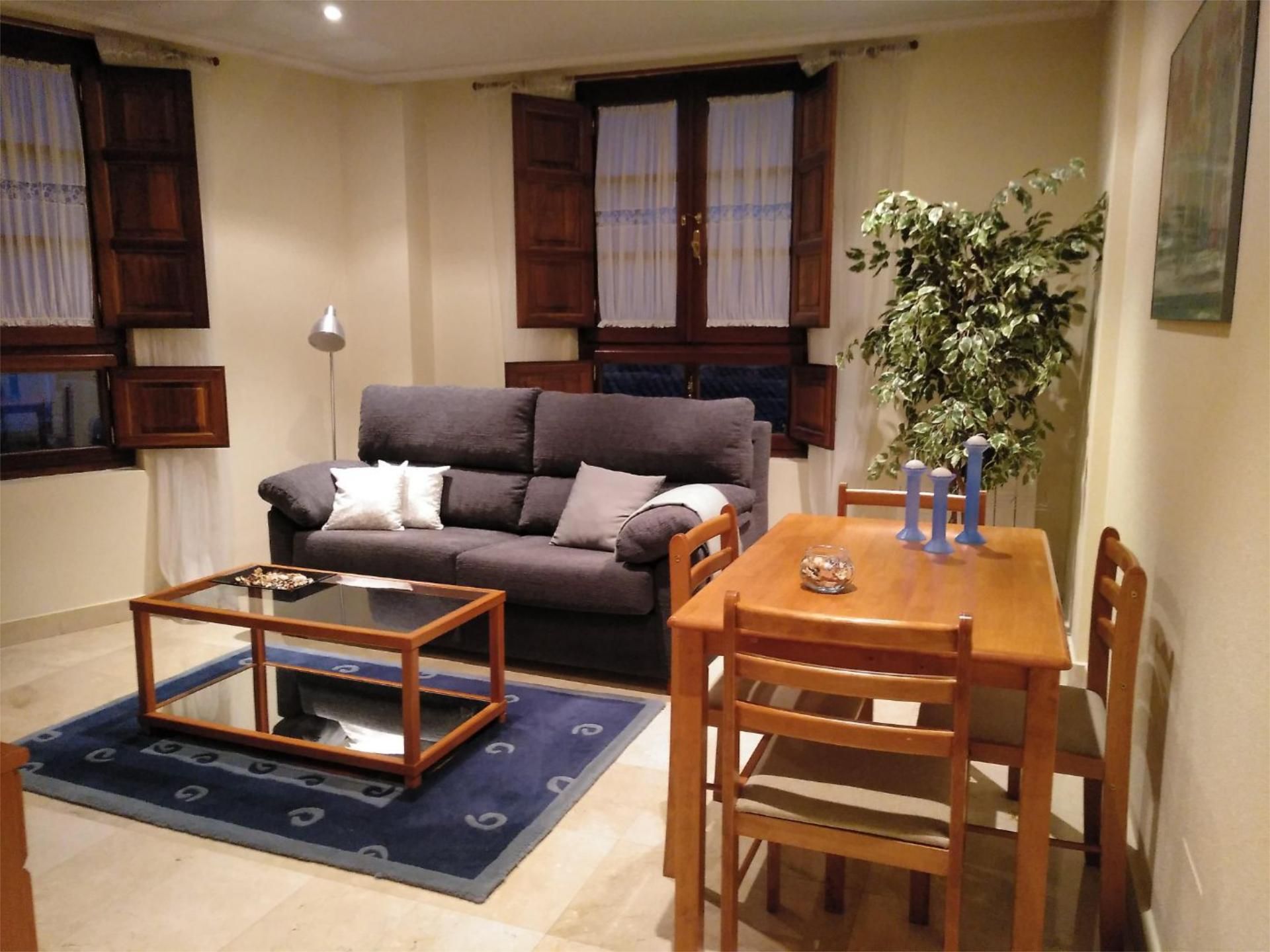Flat to rent in Calle San Antón, 32, Benavente Living room of Flat to rent in Benavente with Heating, Parquet flooring and Furnished