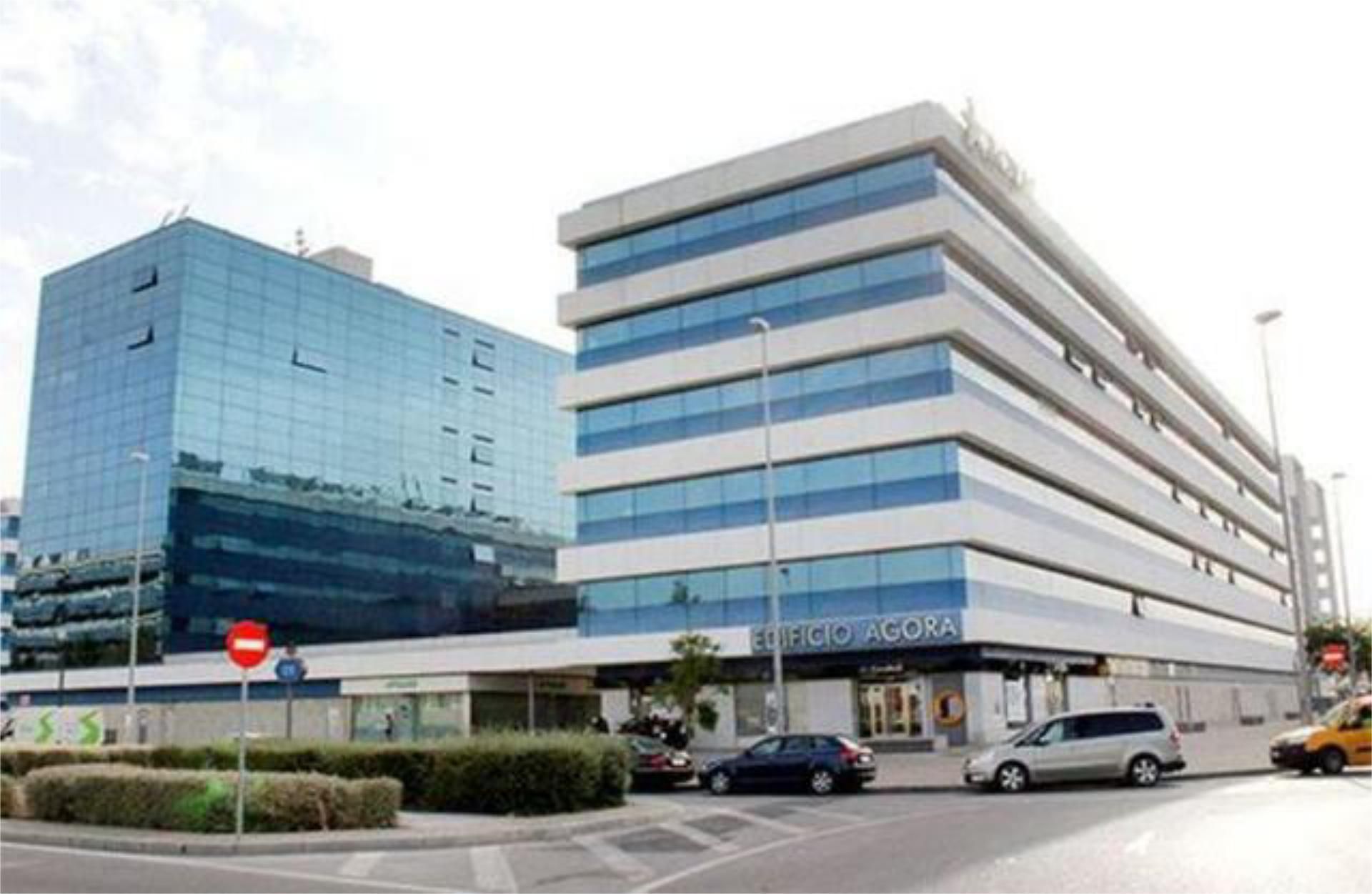 Vista exterior de Oficina de lloguer en Pilas amb Aire condicionat