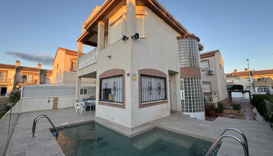 Photo 1 of Flat to rent in Calle del Toboso, 1, Aguas Nuevas, Alicante