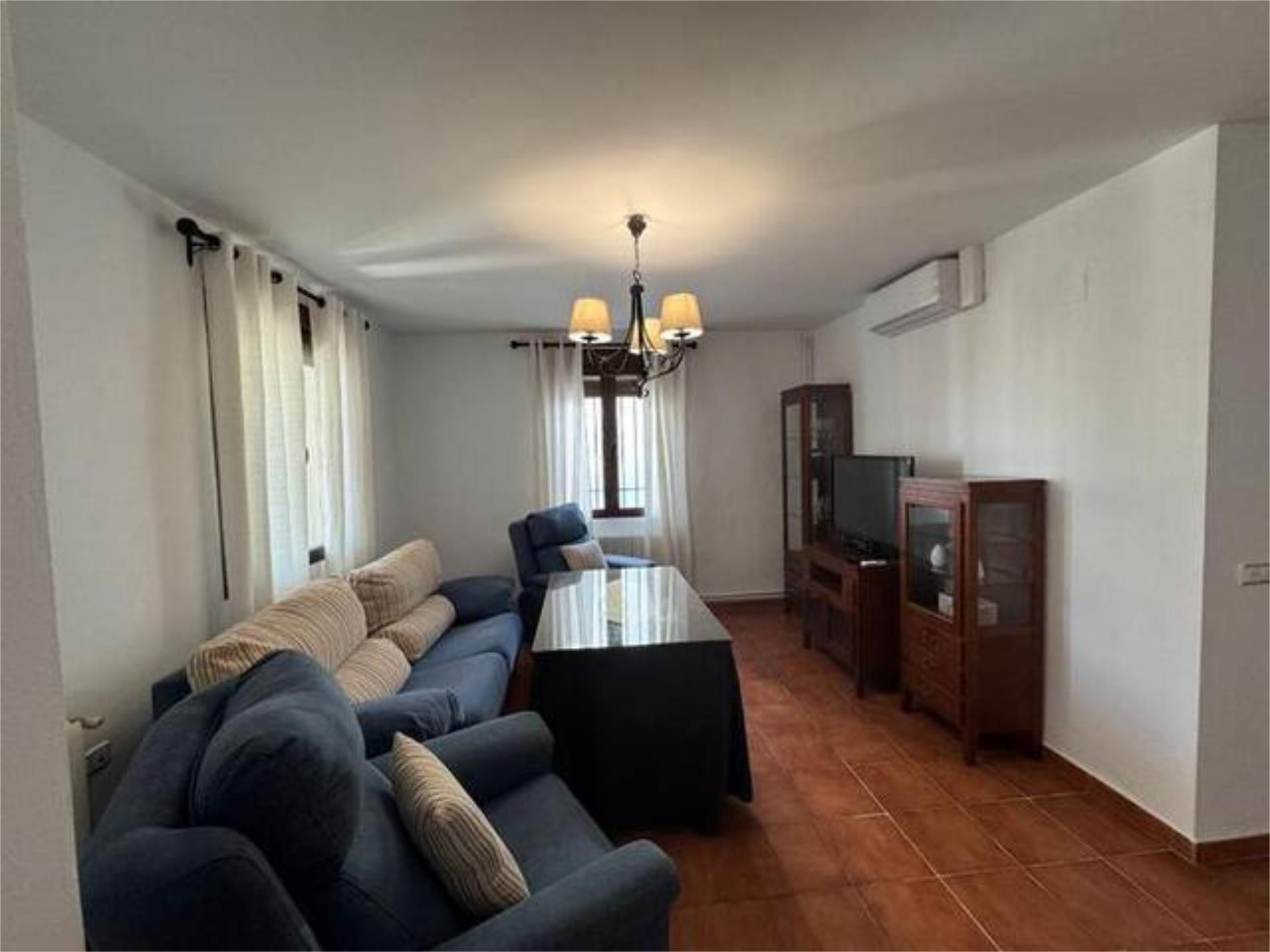 Living room of Flat to rent in Ronda  with Terrace