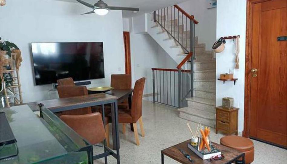 Casa adosada en venda a San Enrique - Guadiaro - Pueblo Nuevo, Cádiz - imatge 1 Foto 1 de Casa adosada en venda a San Enrique - Guadiaro - Pueblo Nuevo, Cádiz