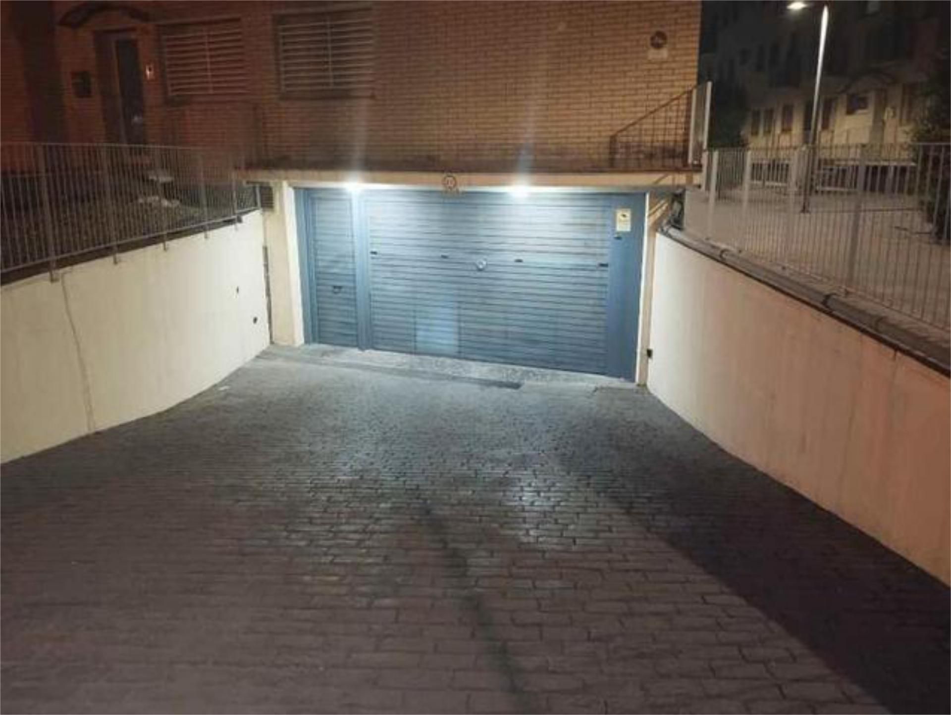 Parking of Garage to rent in Cubelles