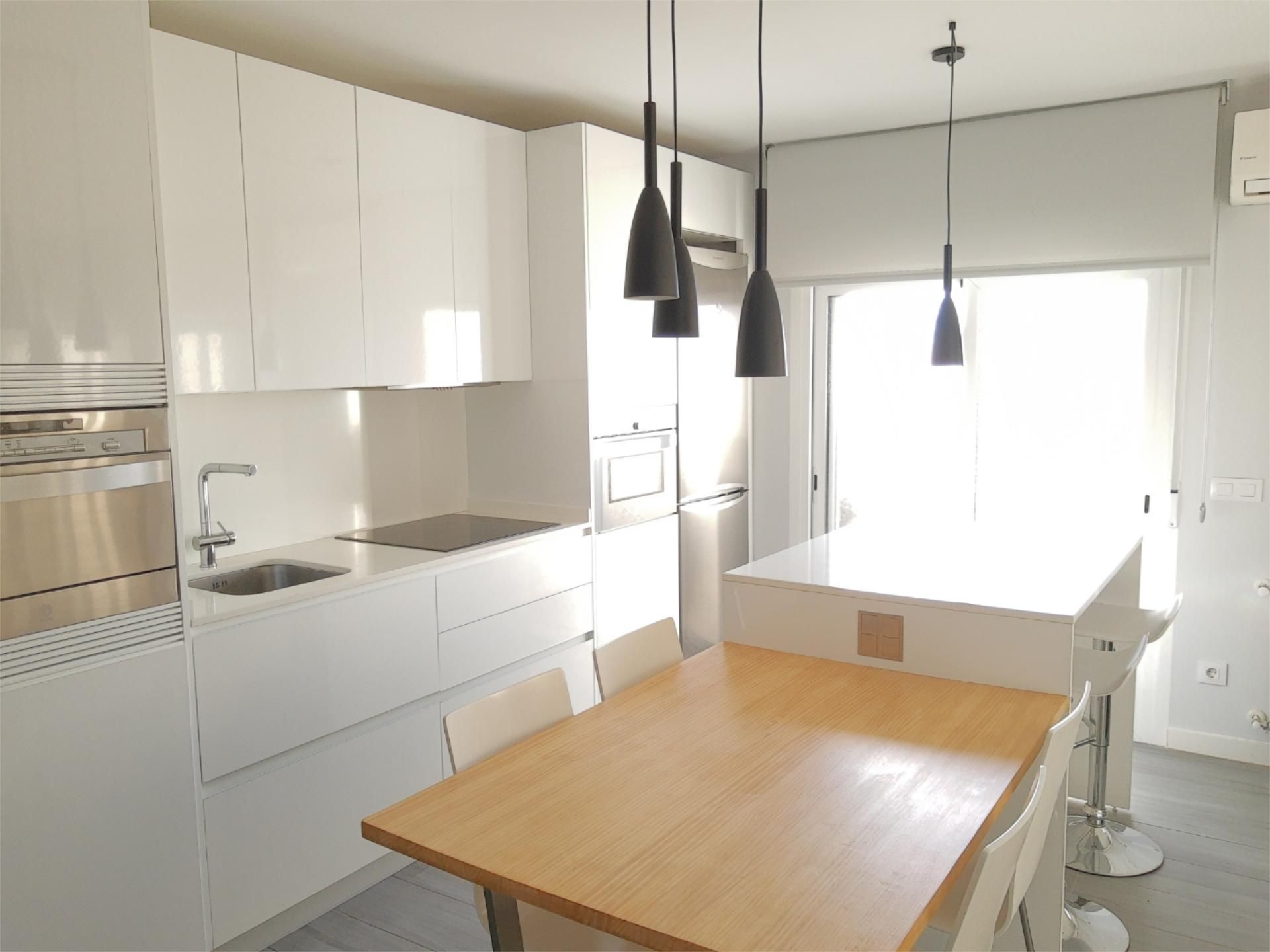 Cocina de Piso en venta en  Madrid Capital con Aire acondicionado y Balcón