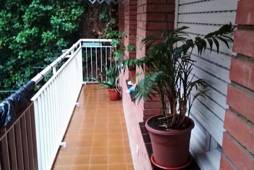 Flat for sale in Carrer de Llorens I Barba, 18, El Baix Guinardó, Barcelona Capital - image 1 Photo 1 of Flat for sale in Carrer de Llorens I Barba, 18, El Baix Guinardó, Barcelona Capital