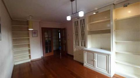 Foto 4 de Apartament en venda a Lavadores, Vigo
