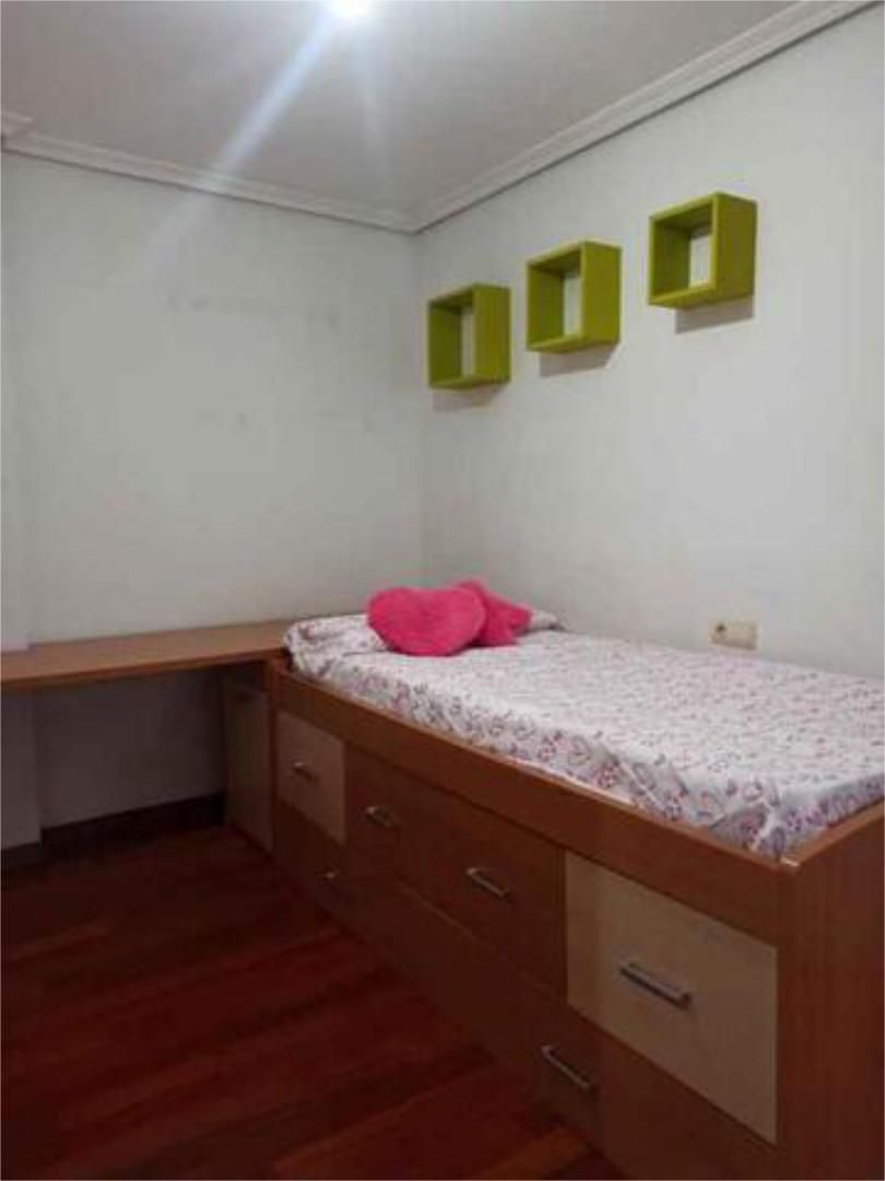 Apartament en venda a Lavadores Dormitori de Apartament en venda en Vigo