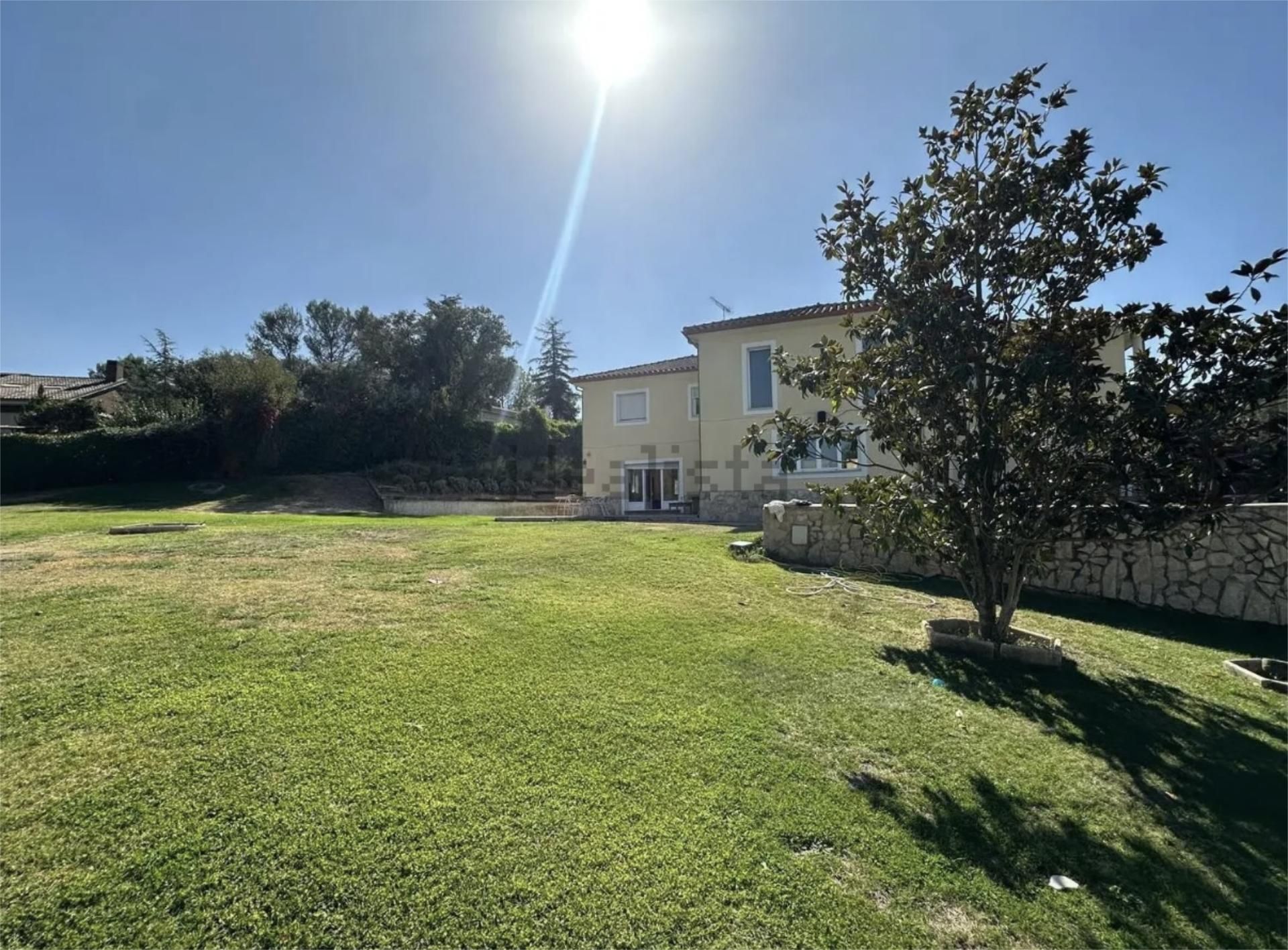 Jardí de Casa o xalet per a compartir en Villaviciosa de Odón amb Jardí privat, Terrassa i Piscina