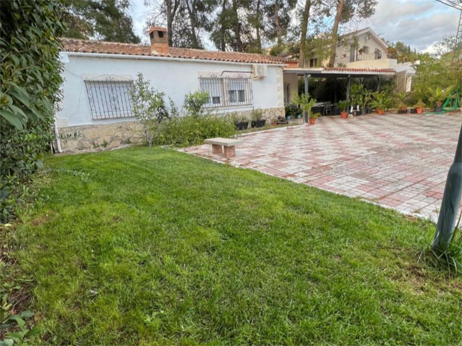 House or chalet for sale in Carretera Bailén-motril, 8, La Guardia de Jaén Garden of House or chalet for sale in La Guardia de Jaén