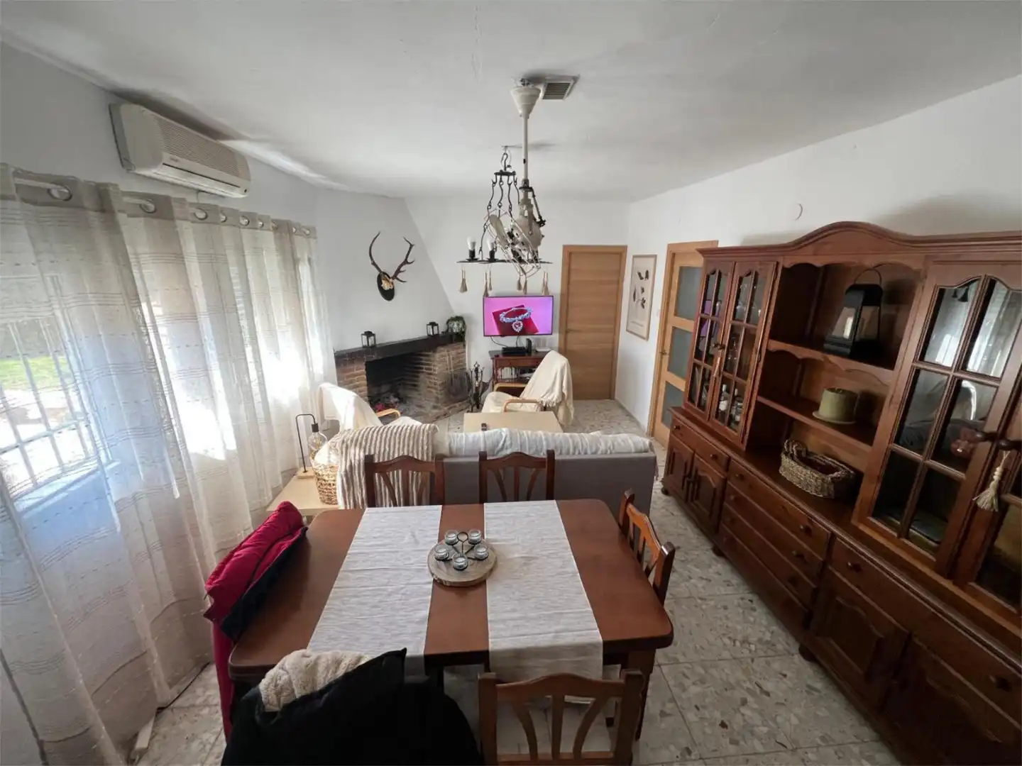 Wohnung zum Verkauf in Carretera Bailén-Motril, 8, La Guardia de Jaén Wohnzimmer von Wohnung zum Verkauf in La Guardia de Jaén mit Klimaanlage, Privatgarten und Terrasse