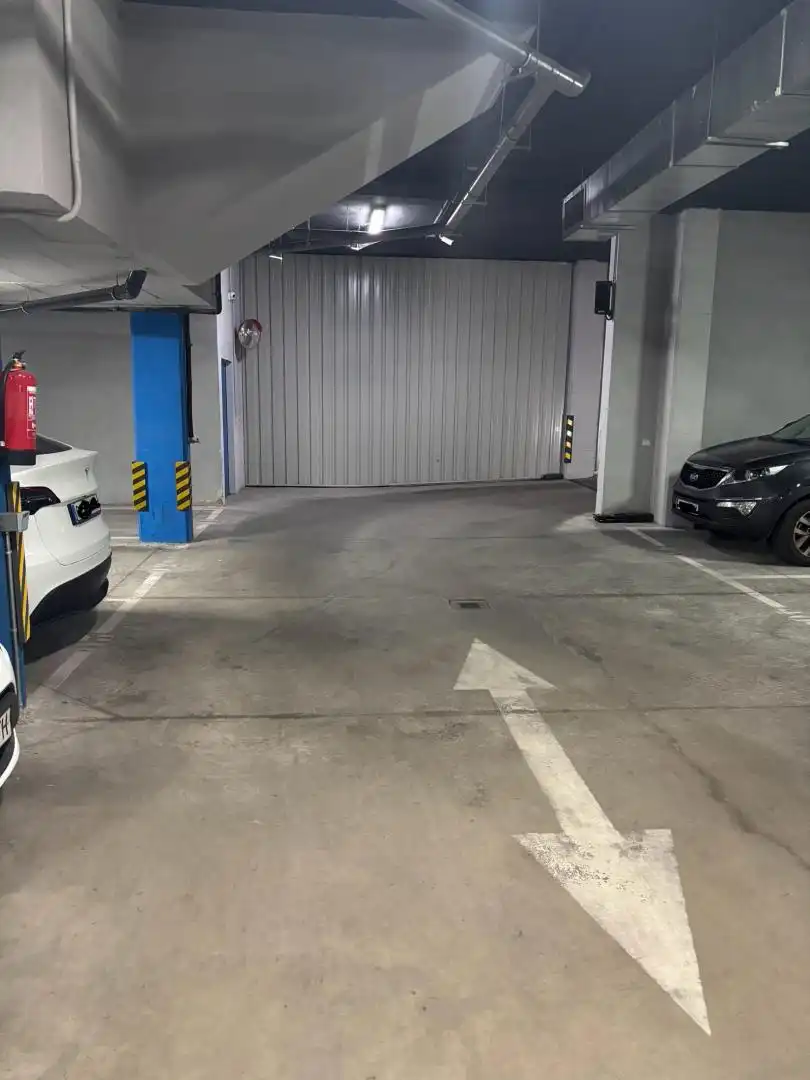 Garage for rent in Calle de Juan Antonio Bardem, 28, Ensanche de Vallecas - La Gavia Parking of Garage for rent in Madrid