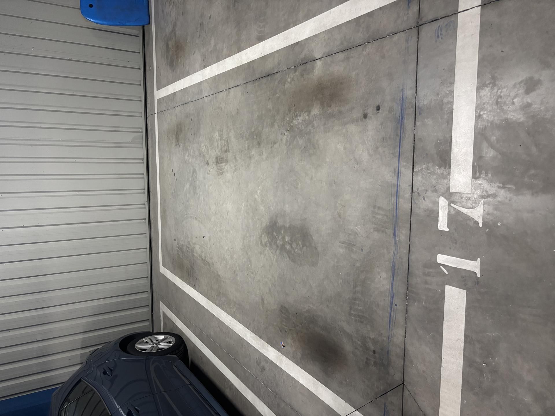 Garatge de lloguer a Calle de Juan Antonio Bardem, 28, Ensanche de Vallecas - La Gavia Aparcament de Garatge de lloguer en Madrid Capital