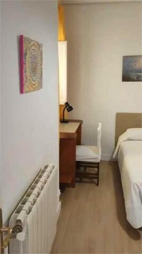 Estudi per a compartir a Centro Dormitori de Estudi per a compartir en Cáceres Capital amb Calefacció, Traster i Moblat