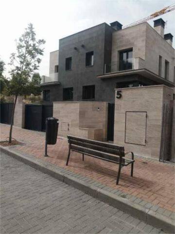 Casa adosada en Venta en El Olivar - La Magdalena