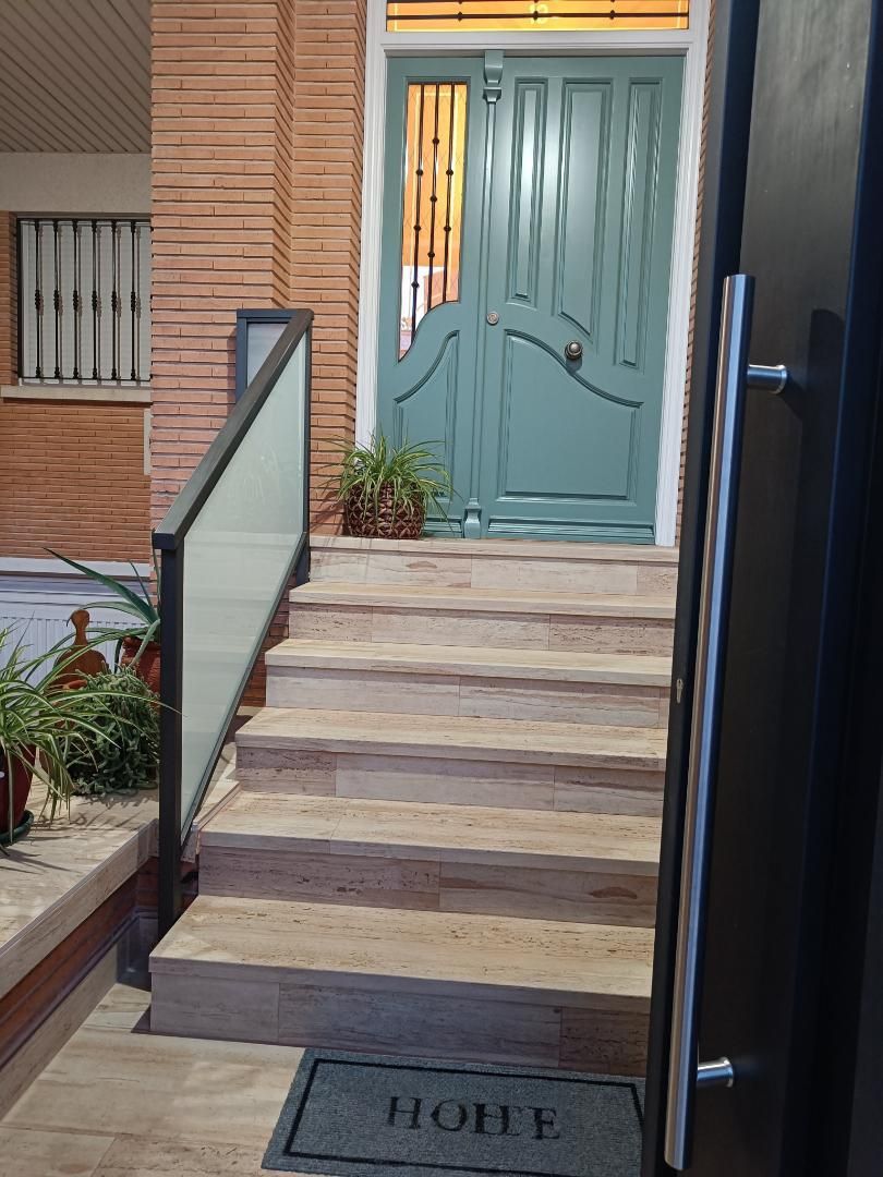 Casa o xalet en venda a Calle San Gabriel, 2, El Torreón - Los Ángeles - El Pilar Casa o xalet en venda en Ciudad Real Capital amb Aire condicionat, Calefacció i Jardí privat