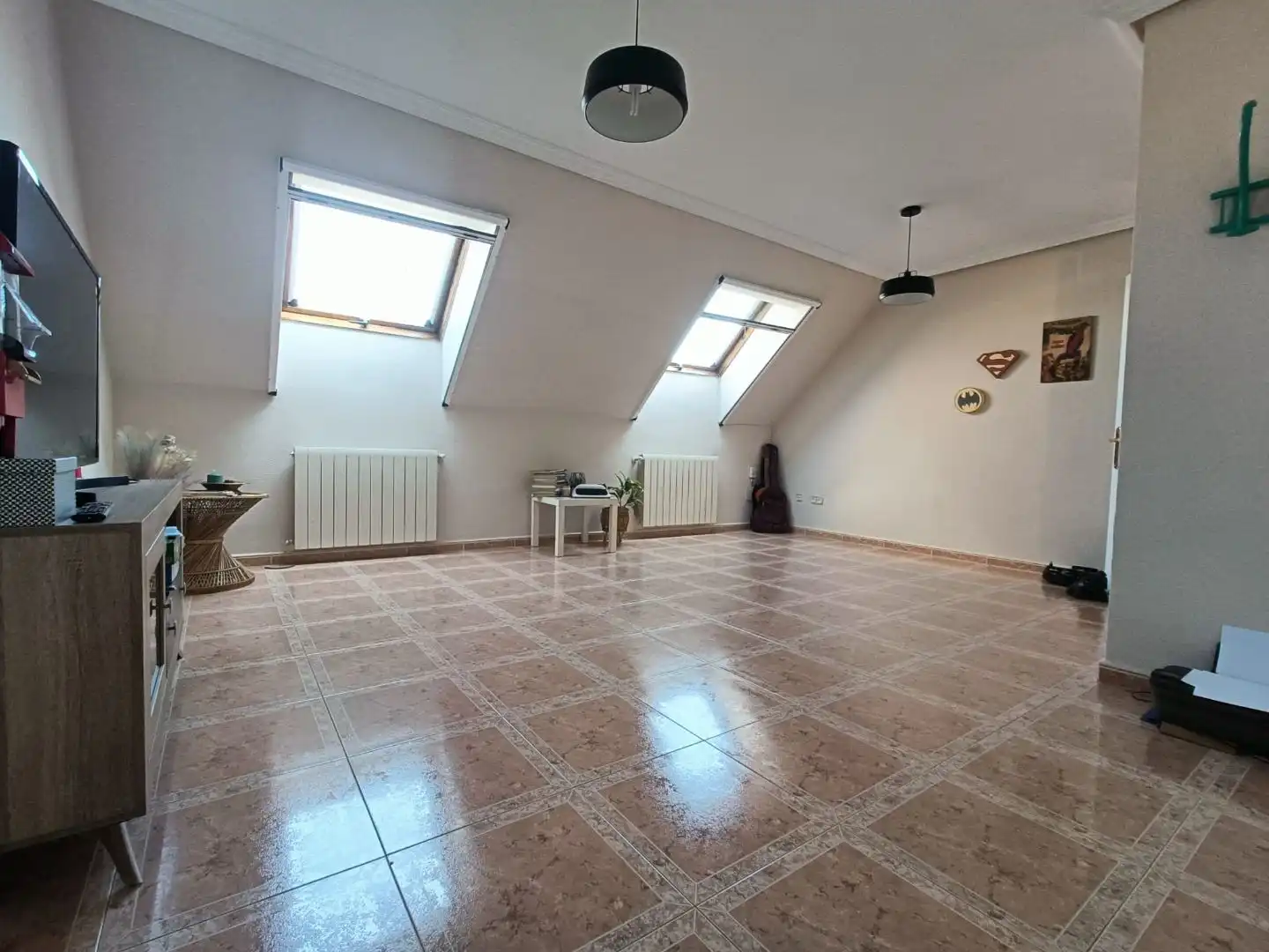 Casa o xalet en venda a Calle San Gabriel, 2, El Torreón - Los Ángeles - El Pilar Sala d'estar de Casa o xalet en venda en Ciudad Real Capital amb Aire condicionat, Terrassa i Piscina