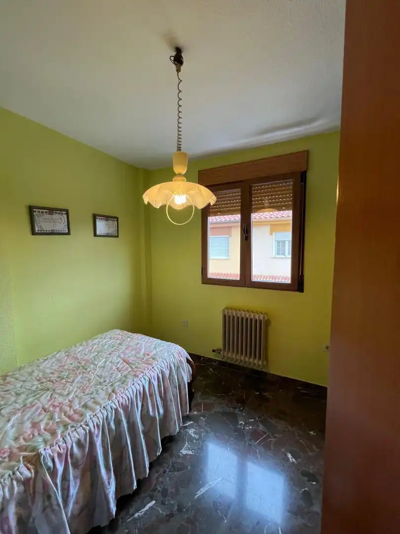 Detached homes for sale in Paseo de Colón, 41, Albolote Bedroom of Detached homes for sale in Albolote with Air Conditioner and Terrace