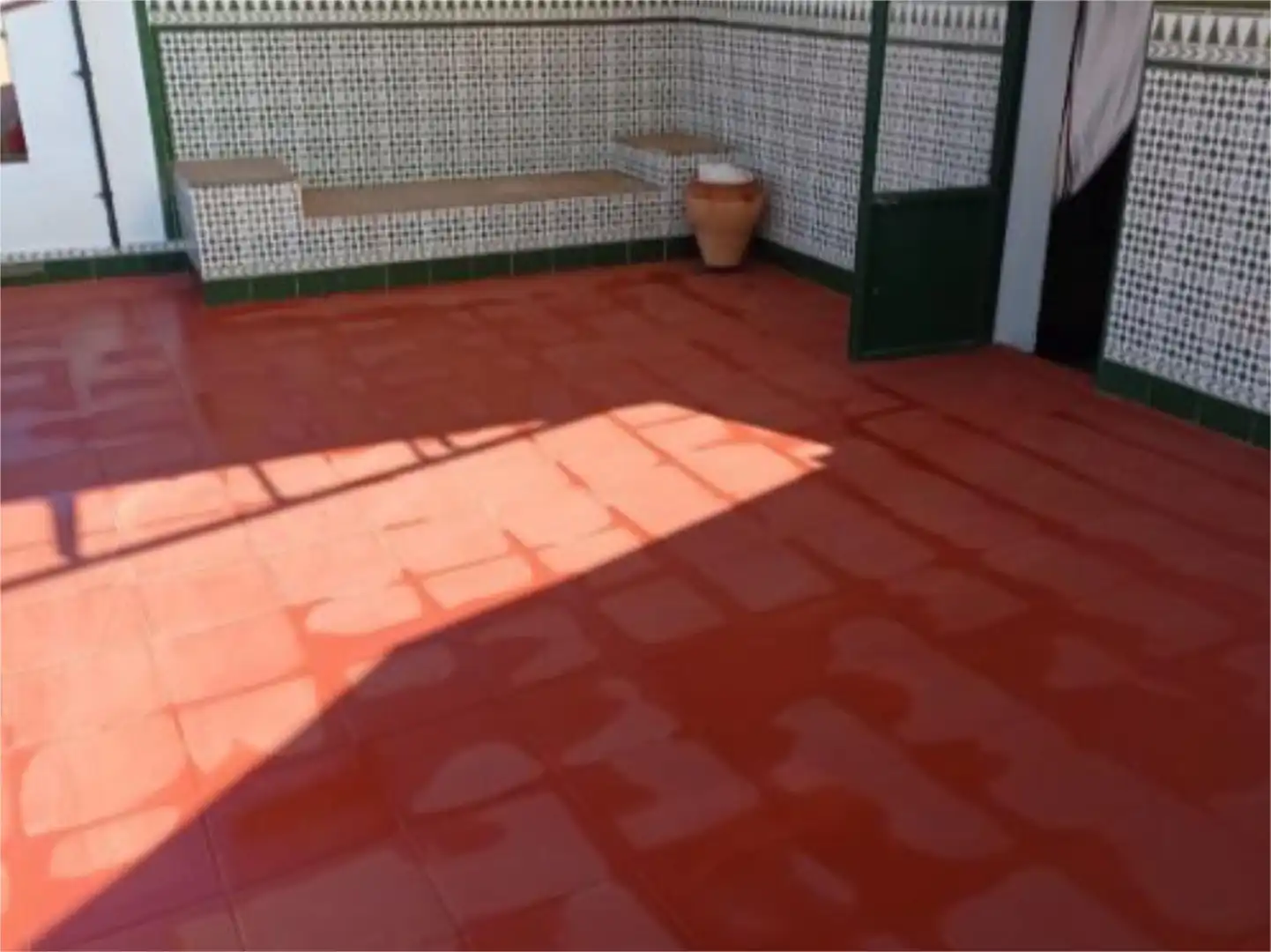 Casa adosada en venta en Calle Poetisa Isabel Tejero, 24, Calañas Terraza de Casa adosada en venta en Calañas con Aire acondicionado, Calefacción y Terraza