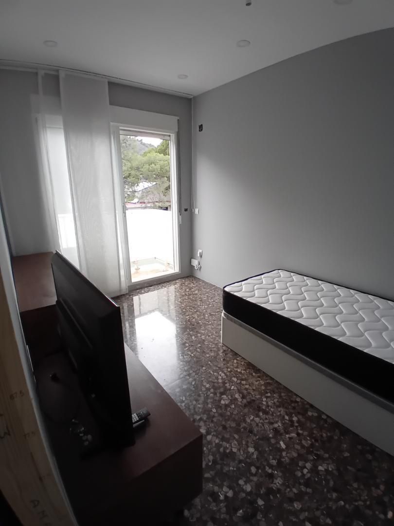 Flat to share in Plaça del Rei Jaume, 7, Estivella Bedroom of Flat to share in Estivella with Balcony