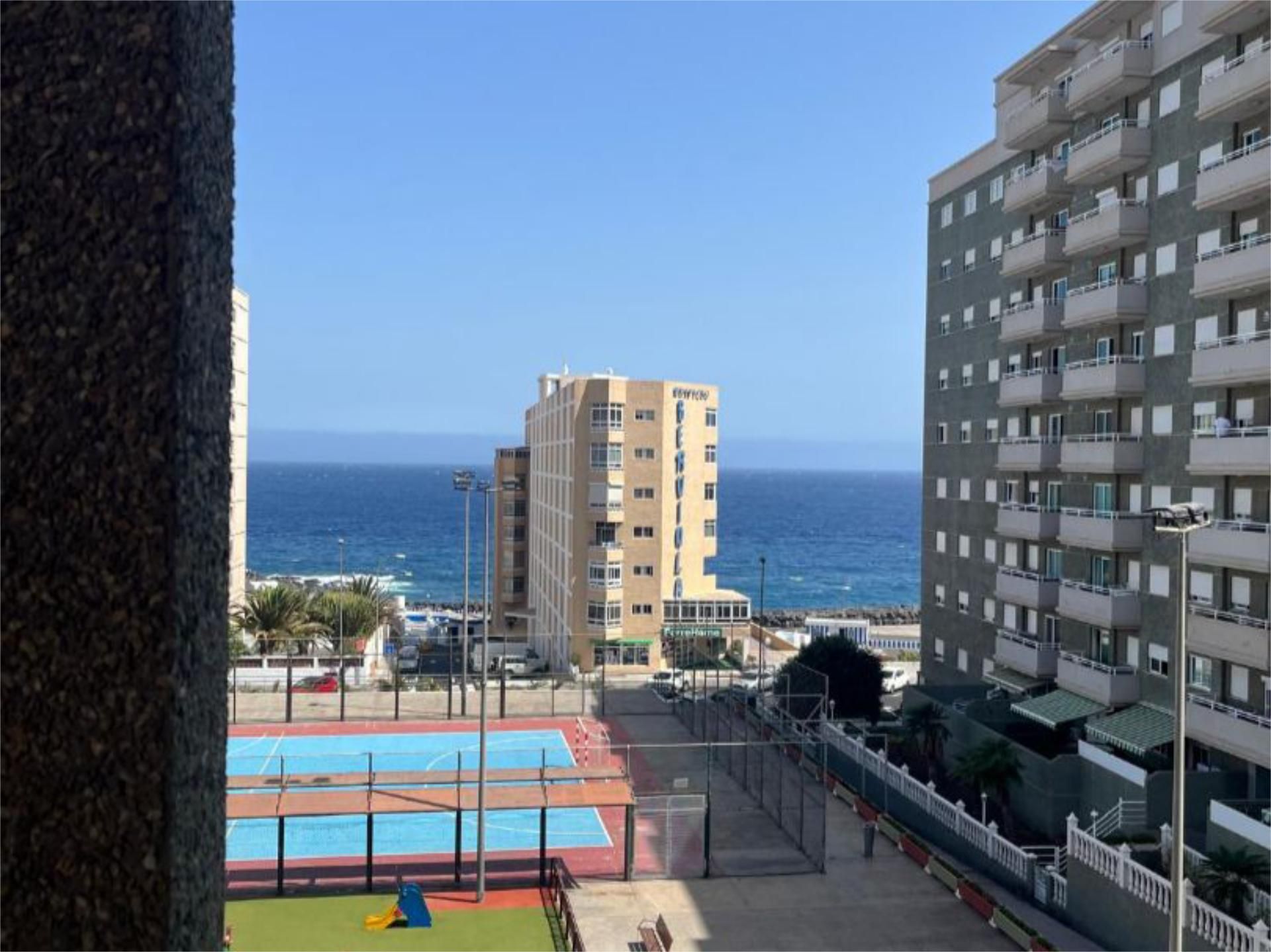 Vista exterior de Pis en venda en Candelaria