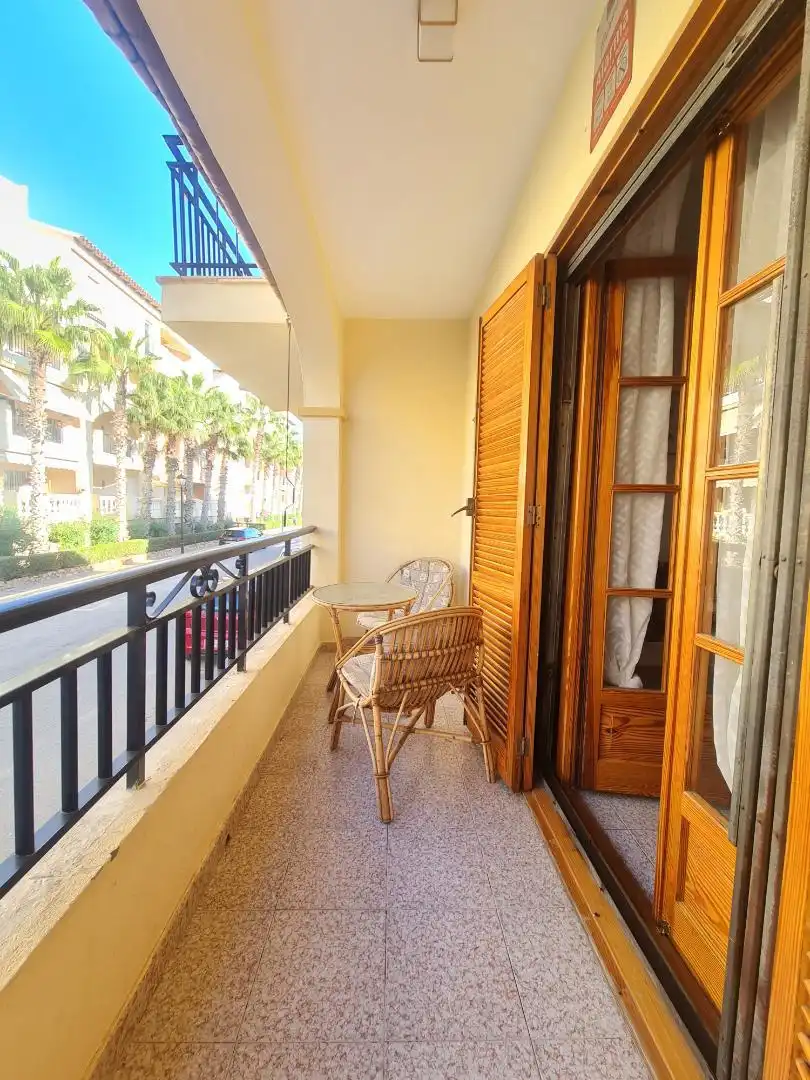 Terrasse von Wohnungen zum Verkauf in Torrevieja mit Klimaanlage, Terrasse und Balkon