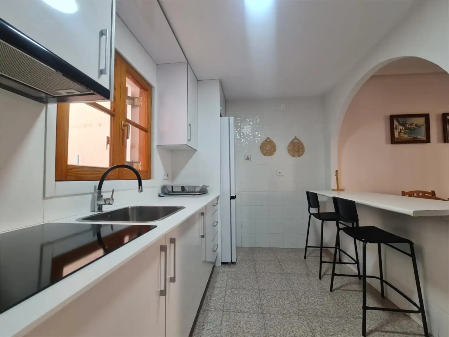 Küche von Wohnungen zum Verkauf in Torrevieja mit Klimaanlage, Terrasse und Balkon