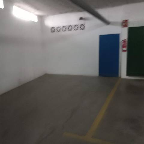 Garaje en Alquiler en Callejón de la Fruta, 17 en Salesianos