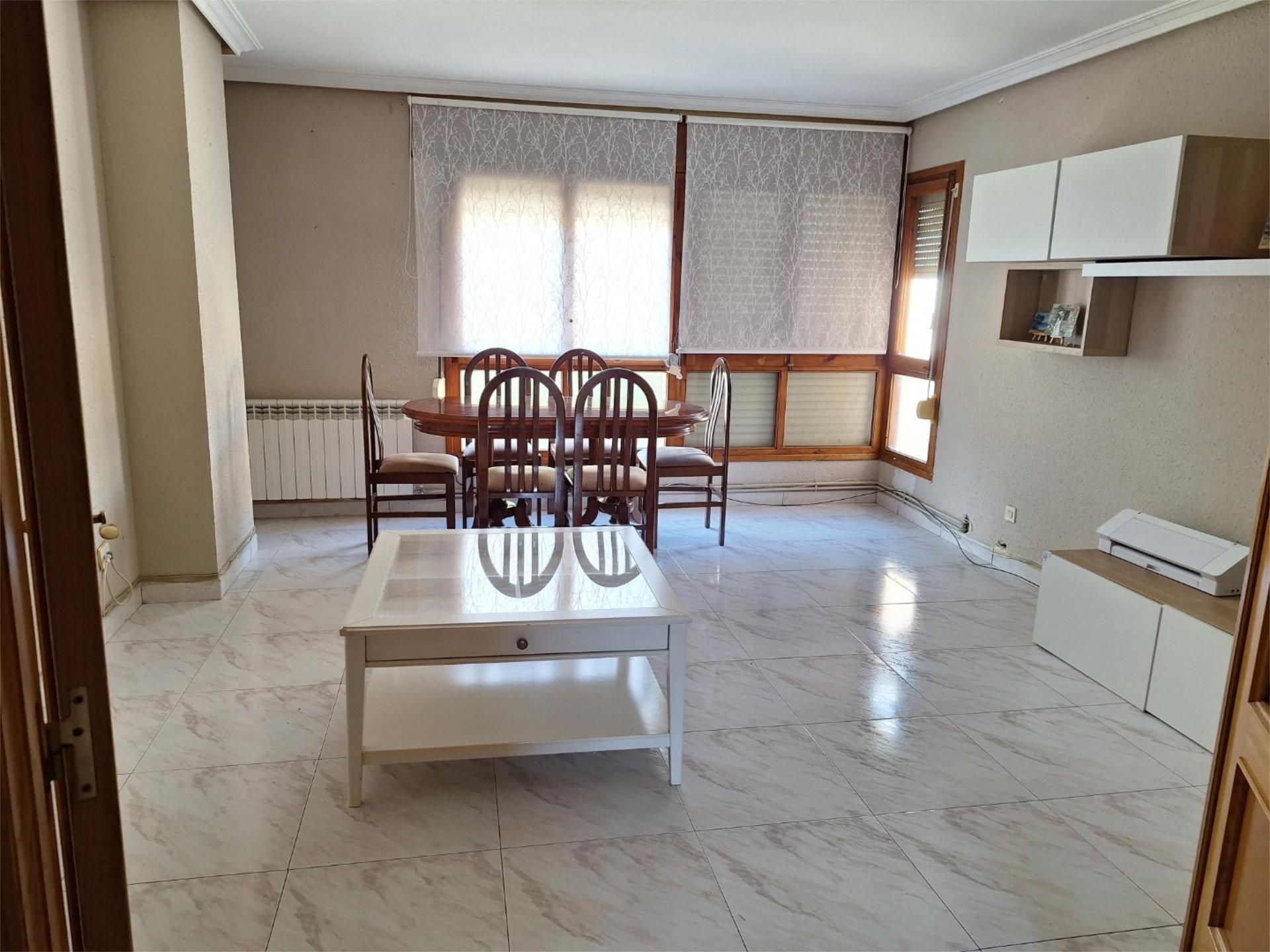 Pis en venda a Avenida Ramón y Cajal, 3, Borja Menjador de Pis en venda en Borja amb Calefacció, Terrassa i Traster