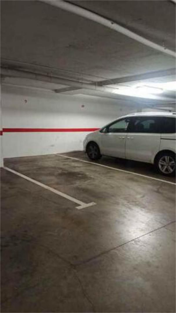 Parking of Garage to rent in Umbrete