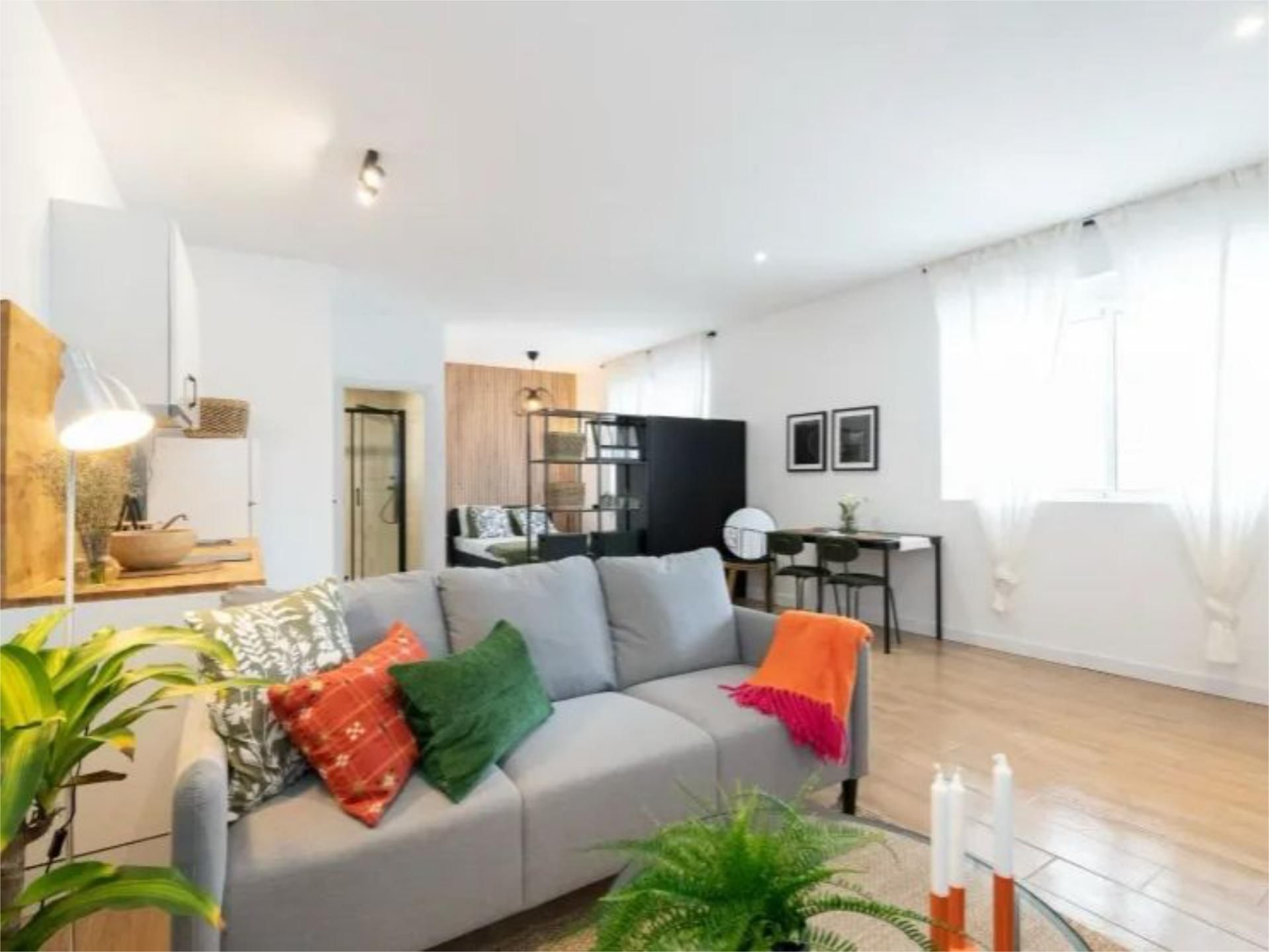 Pis de lloguer a Carrer de Cervantes, 19, Corea