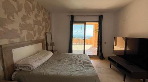 Apartment to rent in El Paraíso, Málaga - image 4 Photo 4 of Apartment to rent in El Paraíso, Málaga