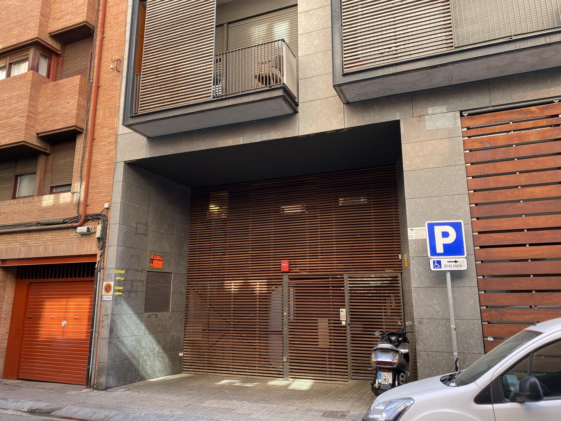 Exterior view of Garage to rent in  Barcelona Capital