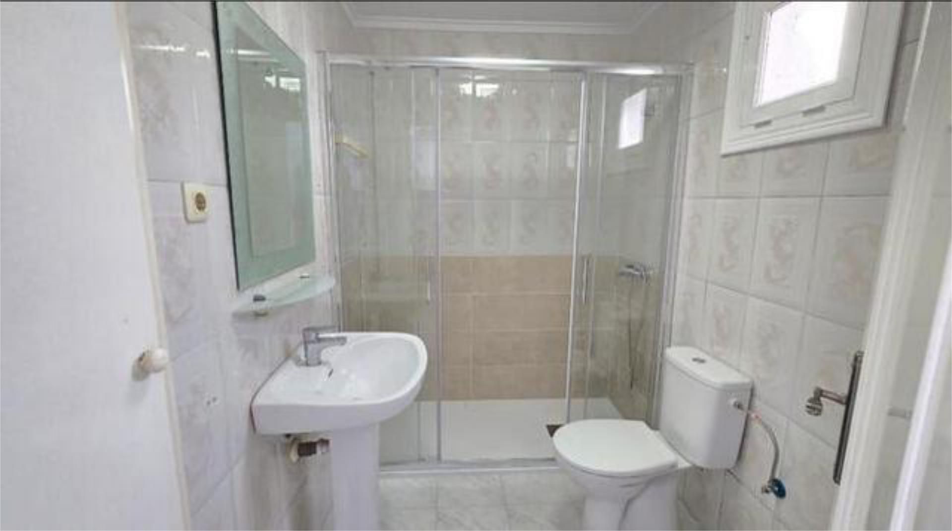 Bathroom of House or chalet for sale in Torrevieja  with Terrace and Swimming Pool