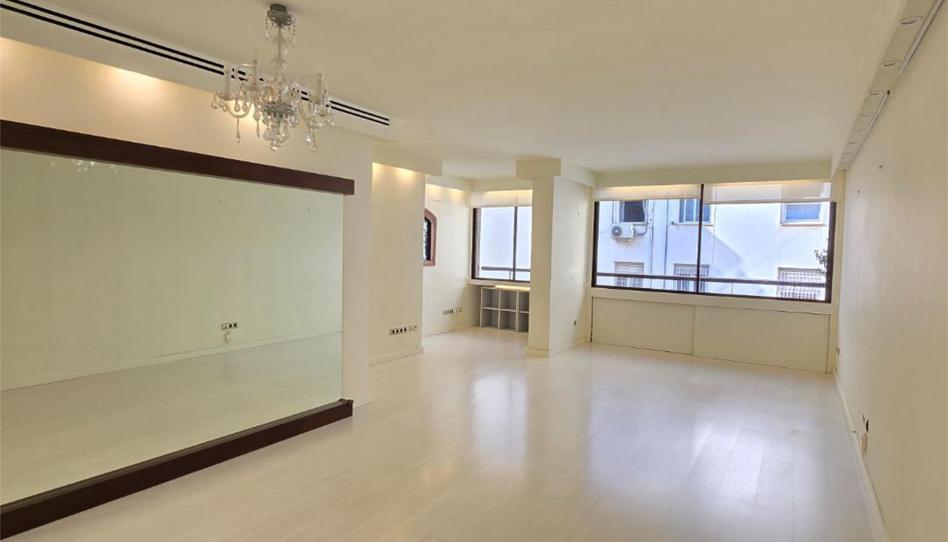 Flat to rent in Calle de Fortuny, 49, Almagro, Madrid - image 1 Photo 1 of Flat to rent in Calle de Fortuny, 49, Almagro, Madrid