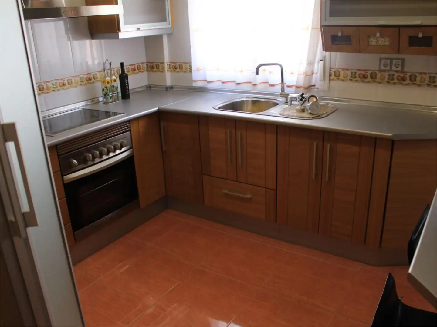 Piso en venta en Calle Historiador Tomas Quesada, 11, Huelma Cocina de Piso en venta en Huelma con Terraza, Trastero y Parking comunitario
