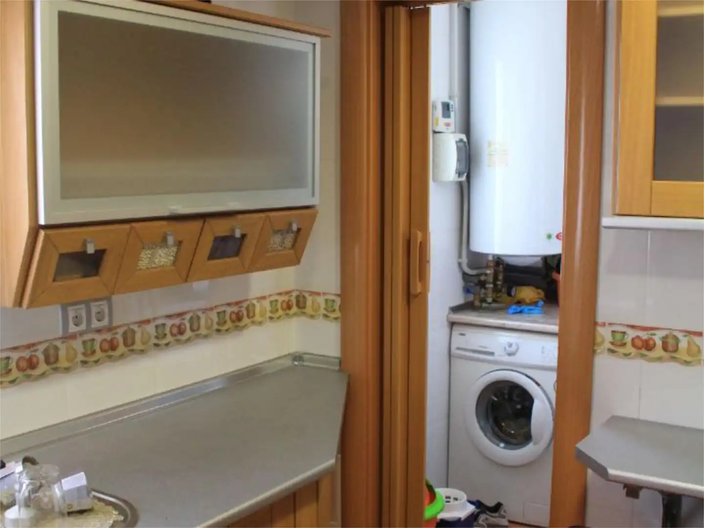Piso en venta en Calle Historiador Tomas Quesada, 11, Huelma Cocina de Piso en venta en Huelma con Terraza, Trastero y Parking comunitario