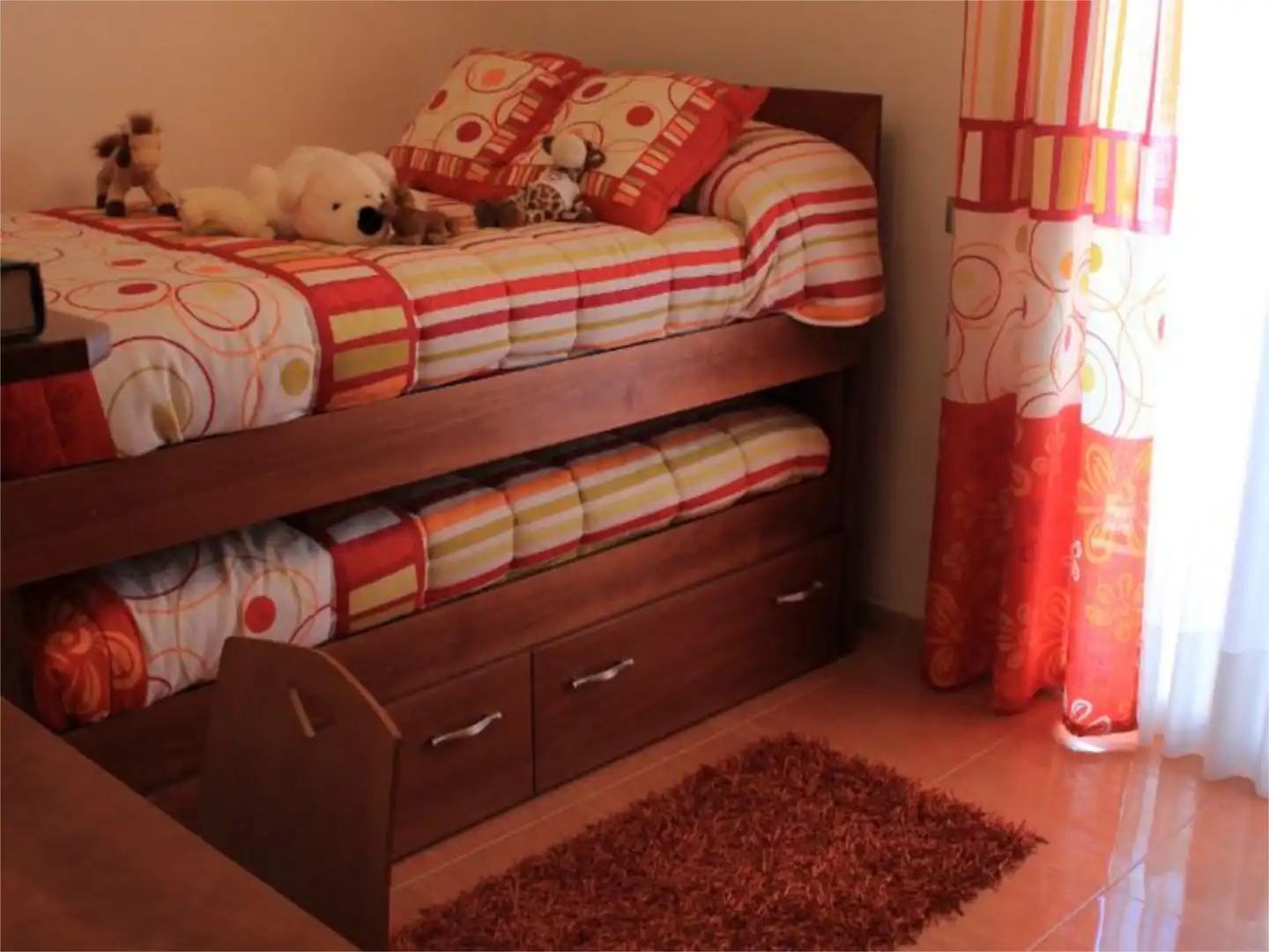 Piso en venta en Calle Historiador Tomas Quesada, 11, Huelma Habitación de Piso en venta en Huelma con Terraza, Trastero y Parking comunitario