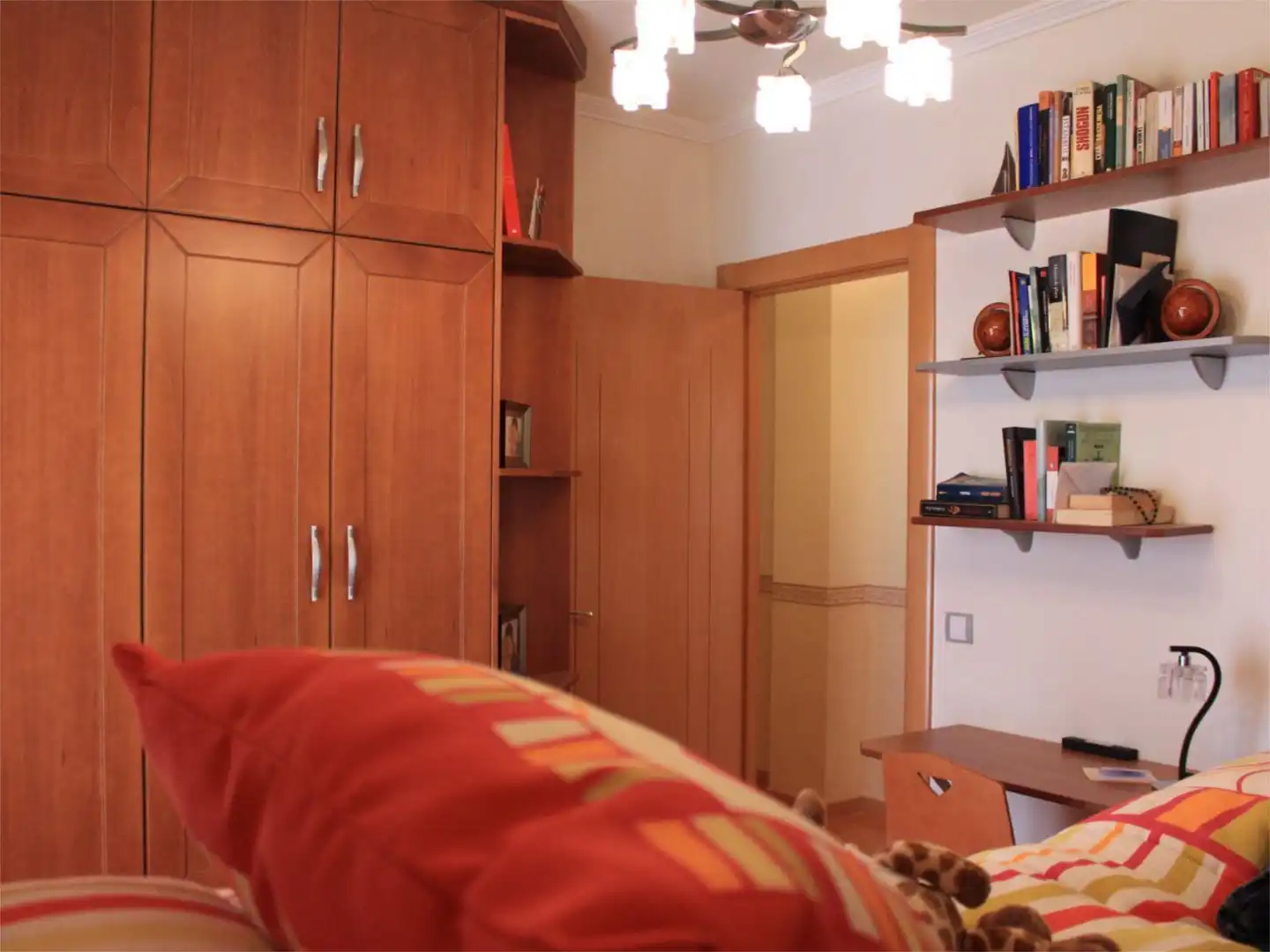 Piso en venta en Calle Historiador Tomas Quesada, 11, Huelma Habitación de Piso en venta en Huelma con Terraza, Trastero y Parking comunitario