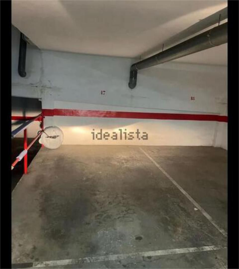 Garage to rent in Cartagena