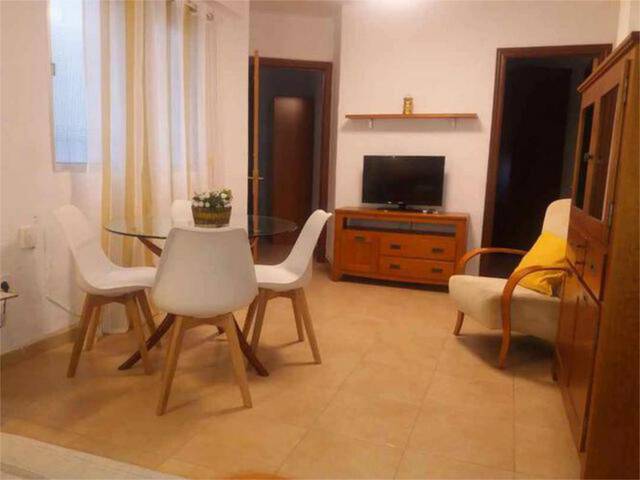 Piso en Alquiler en Huerta de la Reina - Trassierra