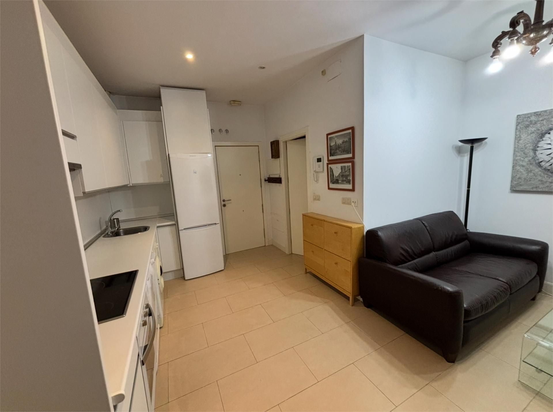 Flat to rent in Calle Poema Sinfónico, 25, Cuatro vientos Flat to rent in Madrid Capital with Private garden and Furnished