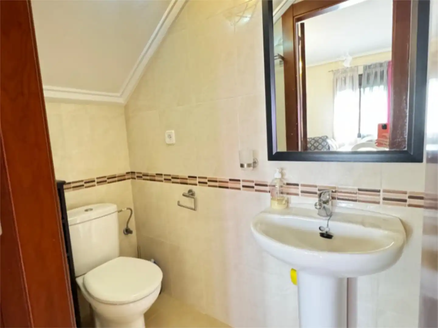 Baño de Piso en venta en Rojales con Aire acondicionado, Jardín privado y Terraza